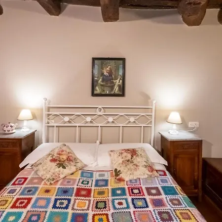Apartment Borgo Lucidi Relax *