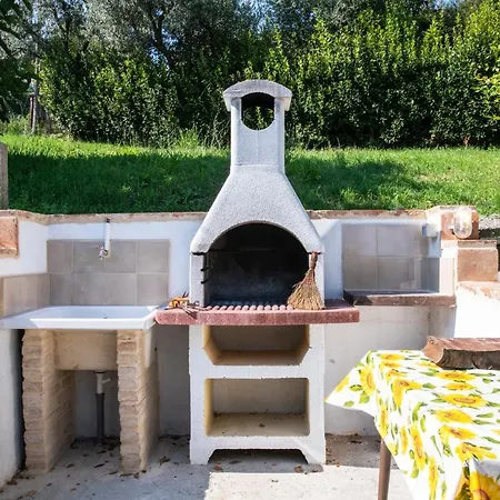 Borgo Lucidi Relax Apartment