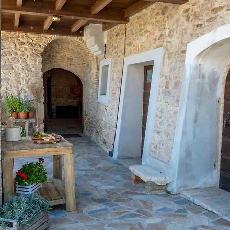 Διαμέρισμα Borgo Lucidi Relax *