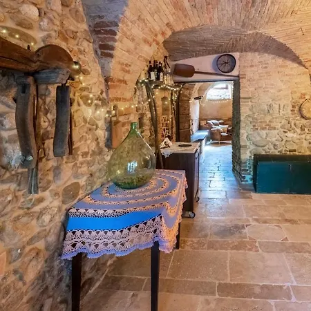Apartment Borgo Lucidi Relax *