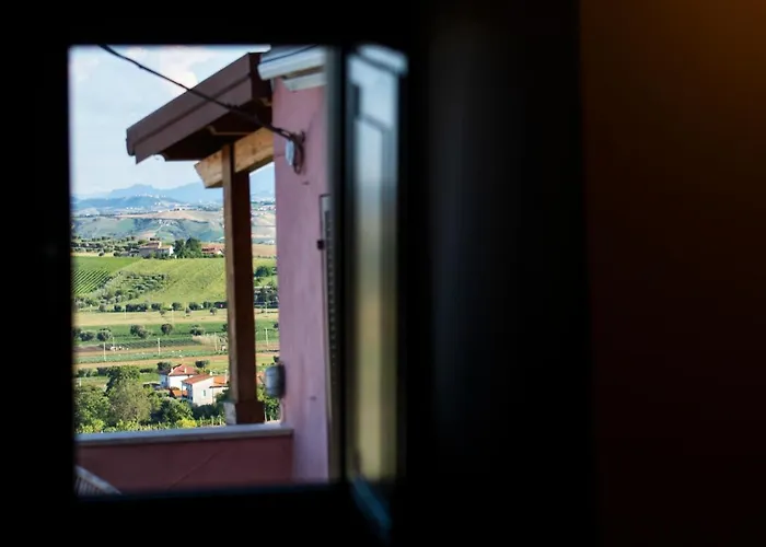 Borgo Lucidi Relax Апартаменты Torano Nuovo