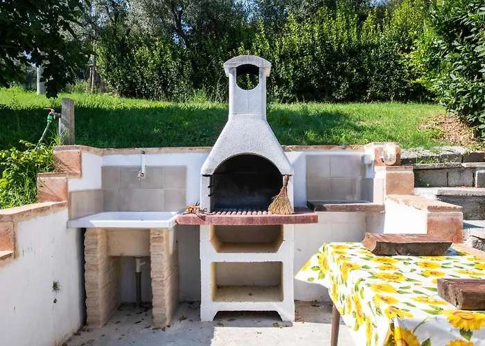 Borgo Lucidi Relax Апартаменты