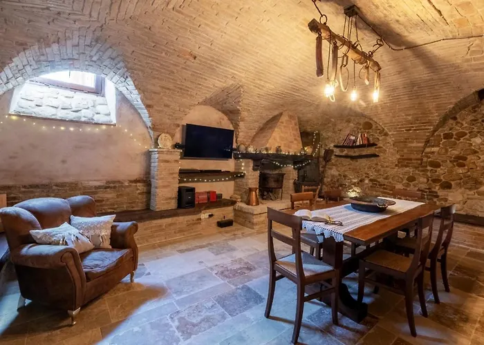 Borgo Lucidi Relax Апартаменты Torano Nuovo